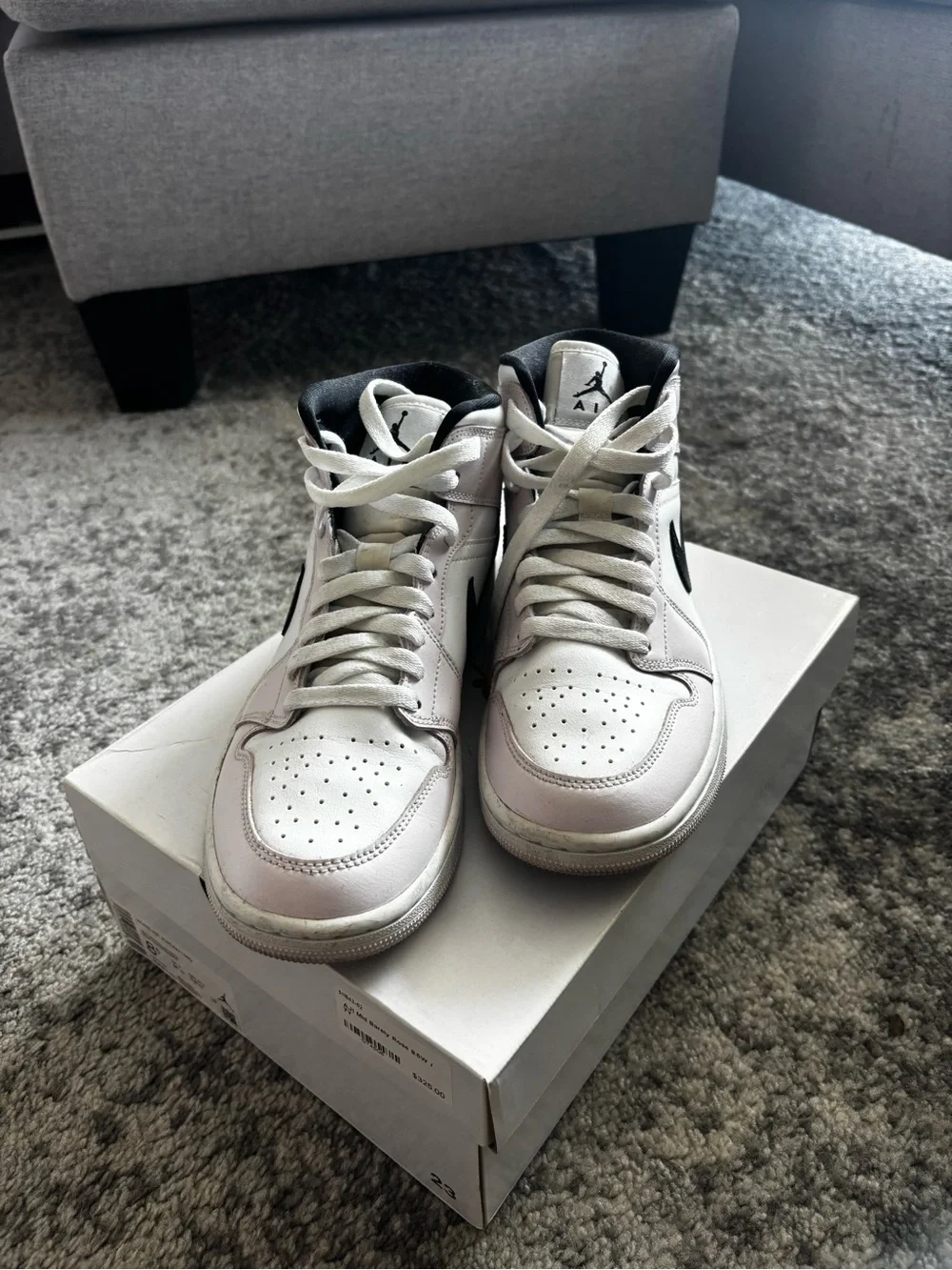 Nike Women’s Air Jordan 1